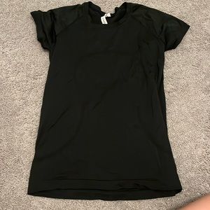 lululemon work out top